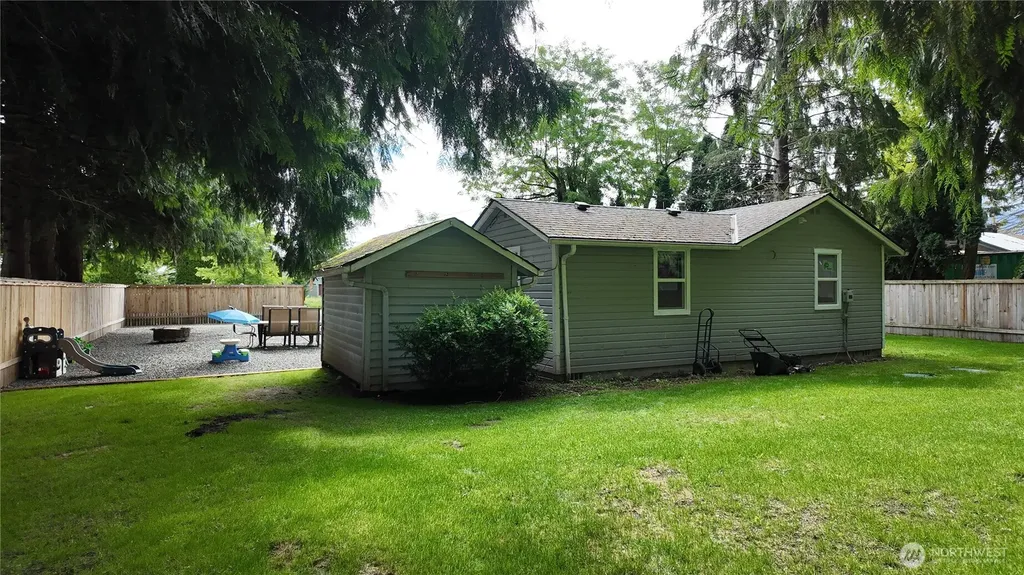 8892 Peavey Road Sedro Woolley WA 98284