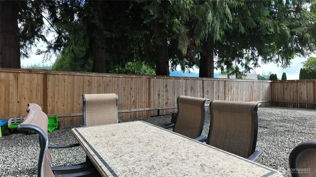 8892 Peavey Road Sedro Woolley WA 98284