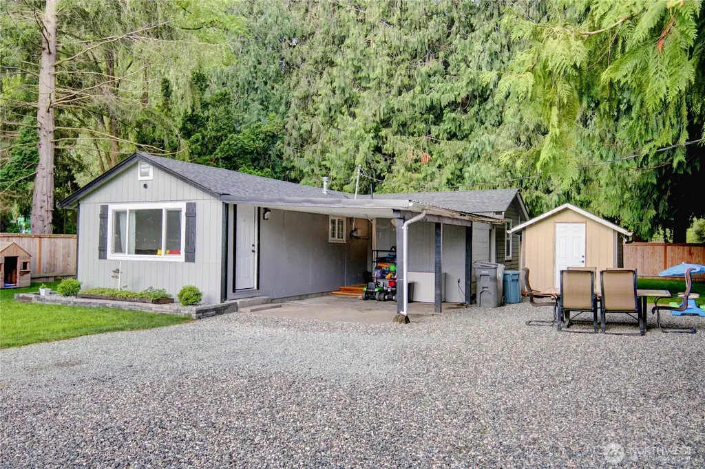 8892 Peavey Road Sedro Woolley WA 98284