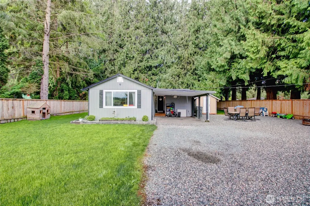 8892 Peavey Road Sedro Woolley WA 98284