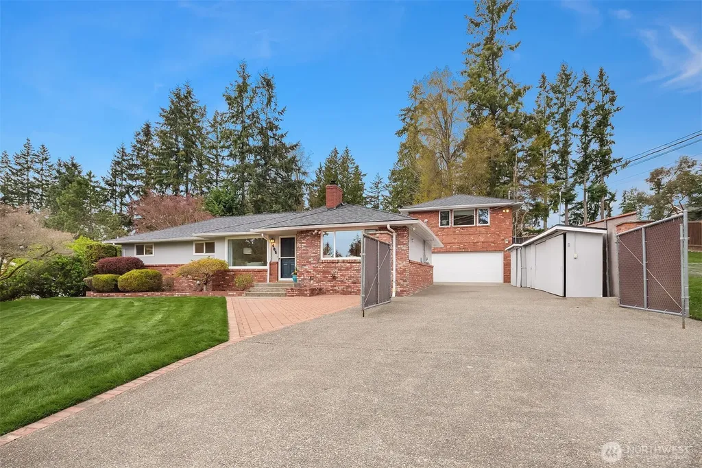 405 240th Street SW Bothell WA 98021