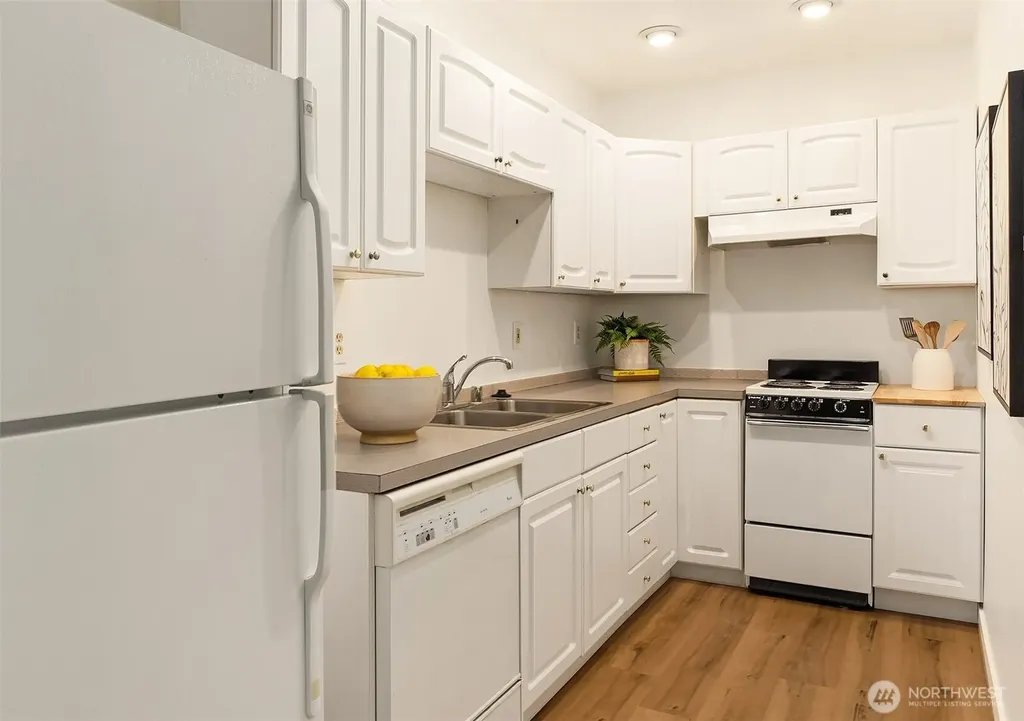 405 240th Street SW Bothell WA 98021