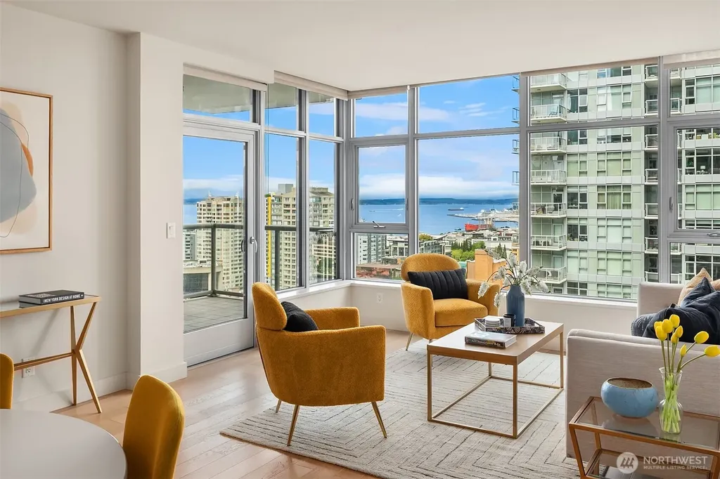 588 Bell Street Seattle WA 98121