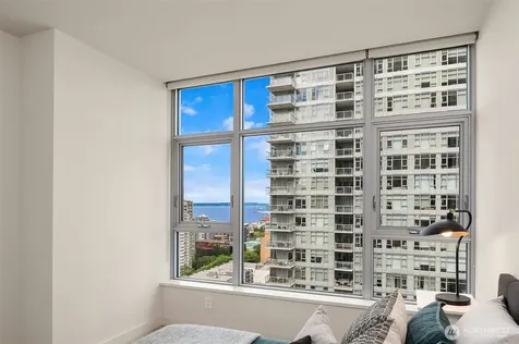 588 Bell Street Seattle WA 98121