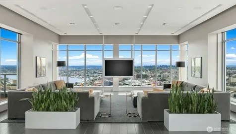 588 Bell Street Seattle WA 98121