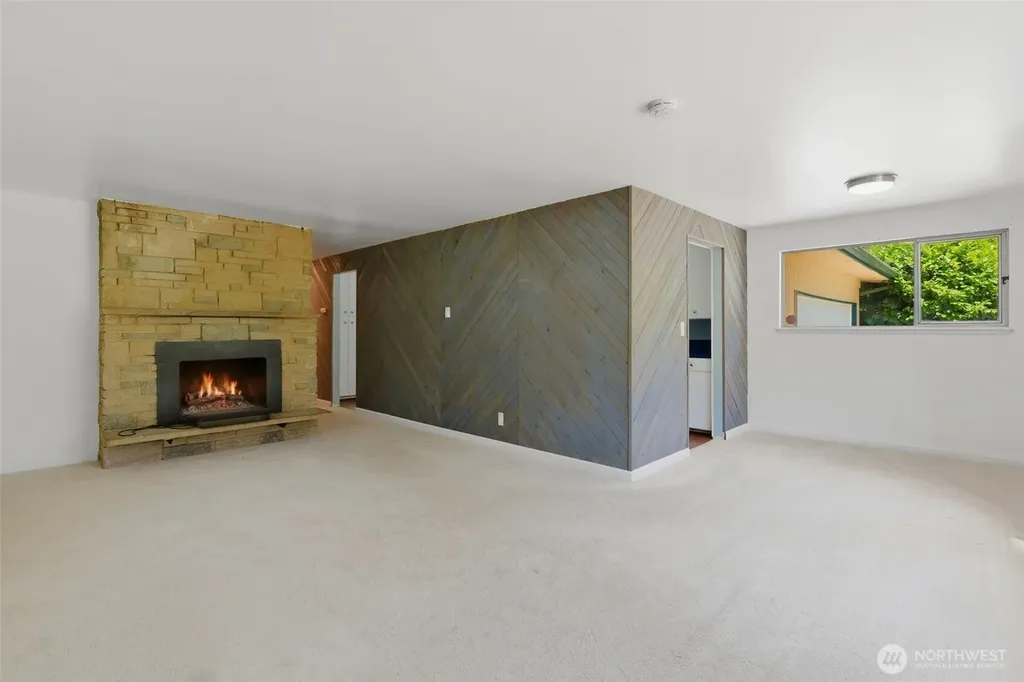 712 NE 198th Street Shoreline WA 98155