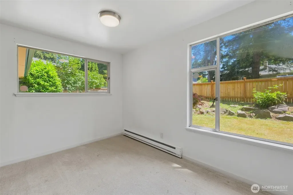 712 NE 198th Street Shoreline WA 98155