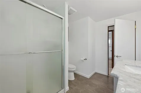 712 NE 198th Street Shoreline WA 98155