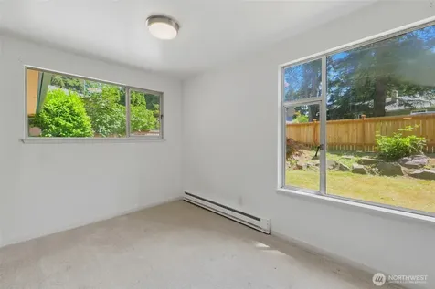 712 NE 198th Street Shoreline WA 98155