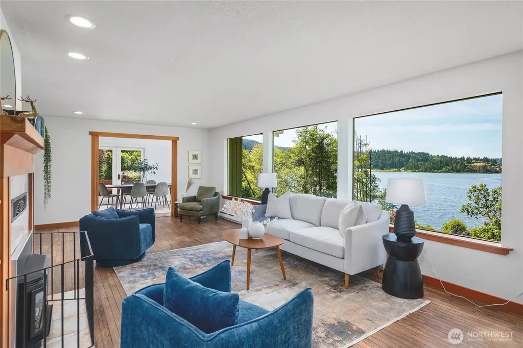 6067 S Campbell Lake Road Anacortes WA 98221