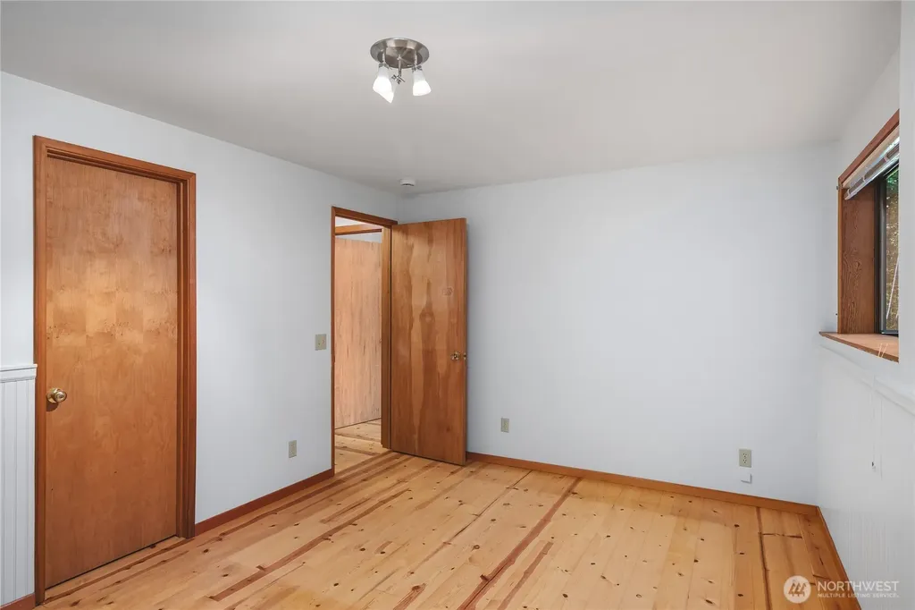 6067 S Campbell Lake Road Anacortes WA 98221