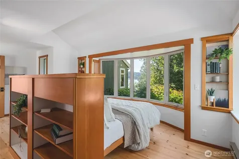 6067 S Campbell Lake Road Anacortes WA 98221