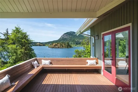6067 S Campbell Lake Road Anacortes WA 98221