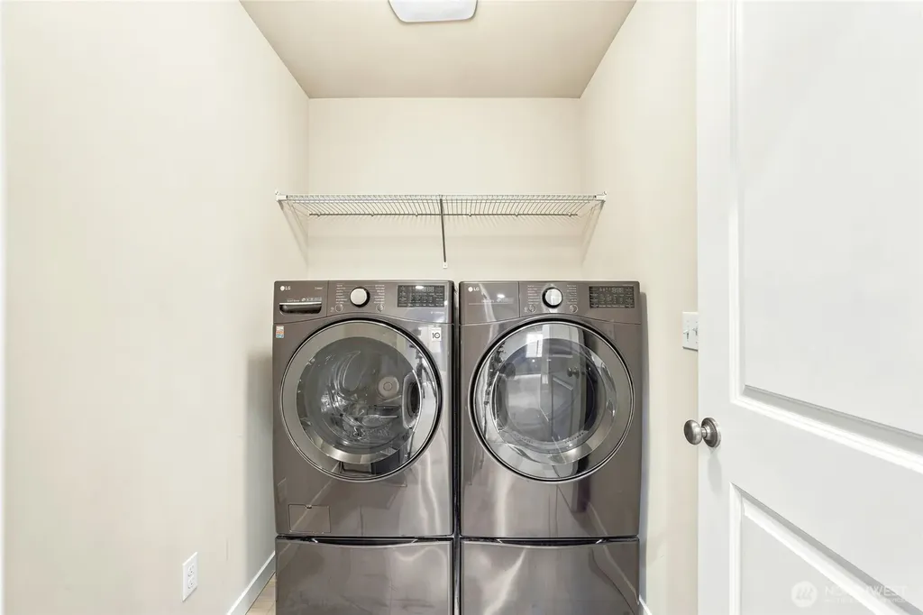 14926 18th Ave W Lynnwood WA 98087