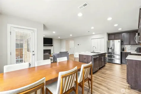14926 18th Ave W Lynnwood WA 98087