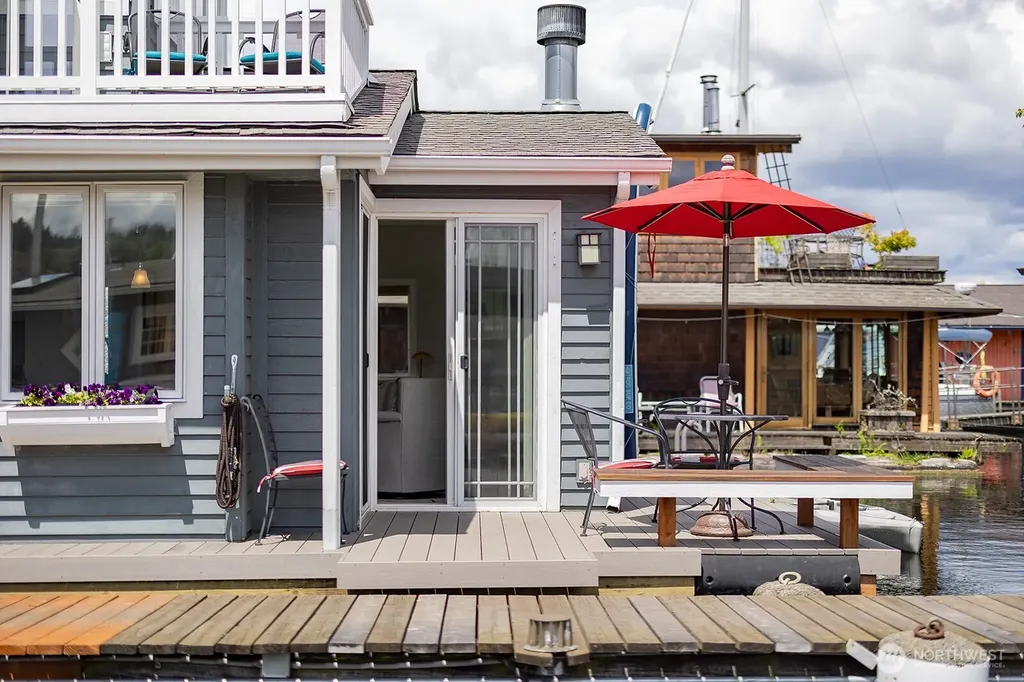 1210 E Shelby Street Seattle WA 98102
