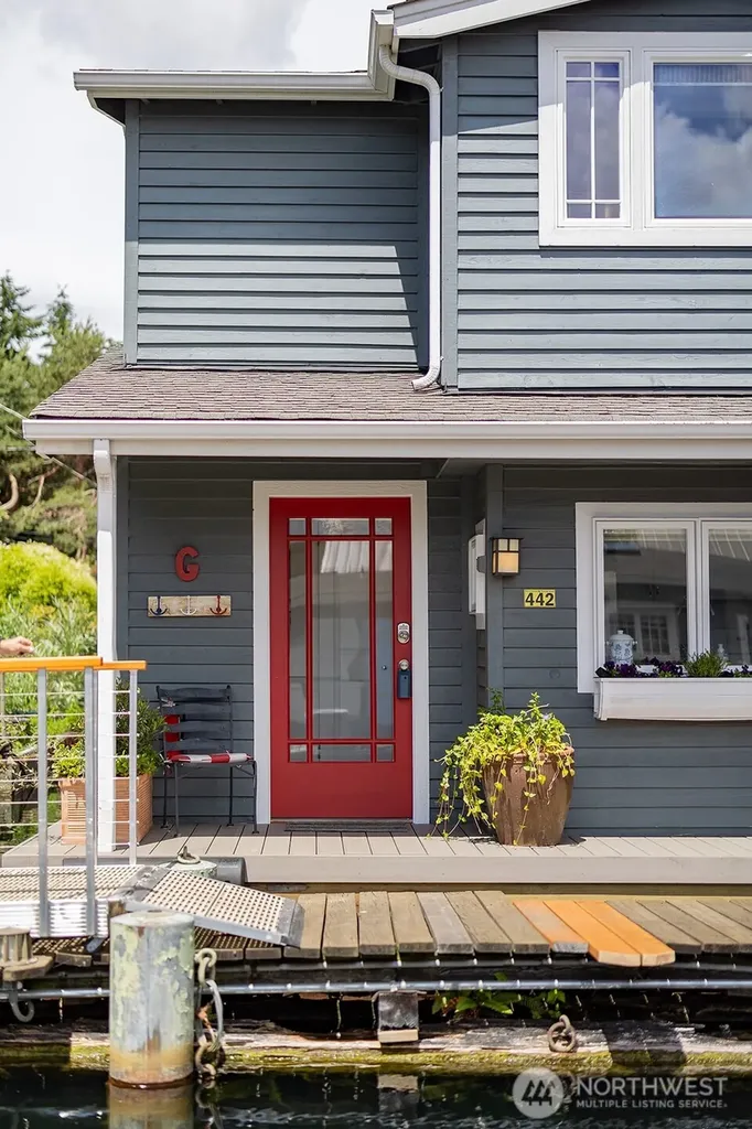 1210 E Shelby Street Seattle WA 98102