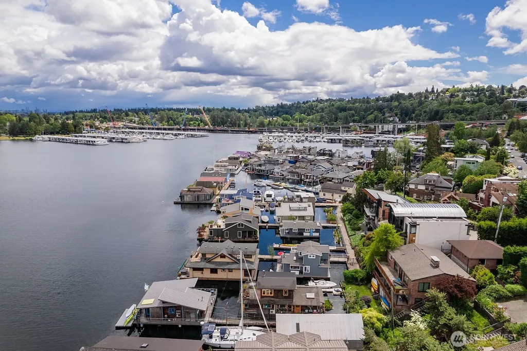 1210 E Shelby Street Seattle WA 98102