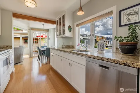 1210 E Shelby Street Seattle WA 98102