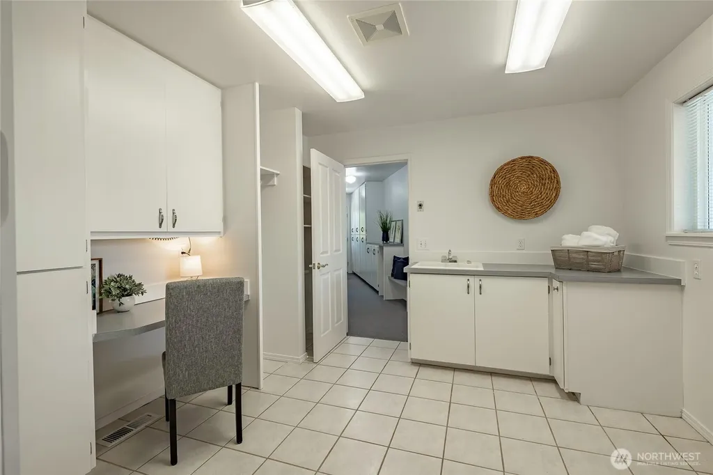 5276 Cherry Tree Lane Blaine WA 98230