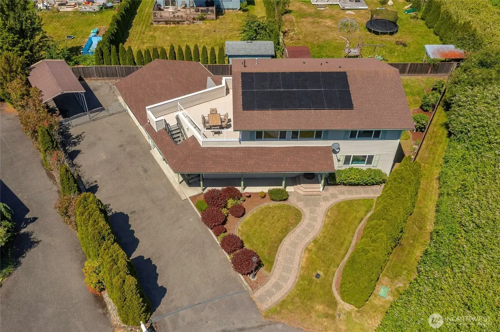 5276 Cherry Tree Lane Blaine WA 98230