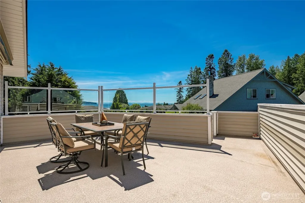 5276 Cherry Tree Lane Blaine WA 98230