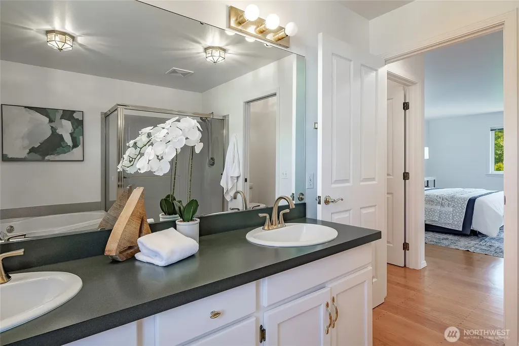 5276 Cherry Tree Lane Blaine WA 98230
