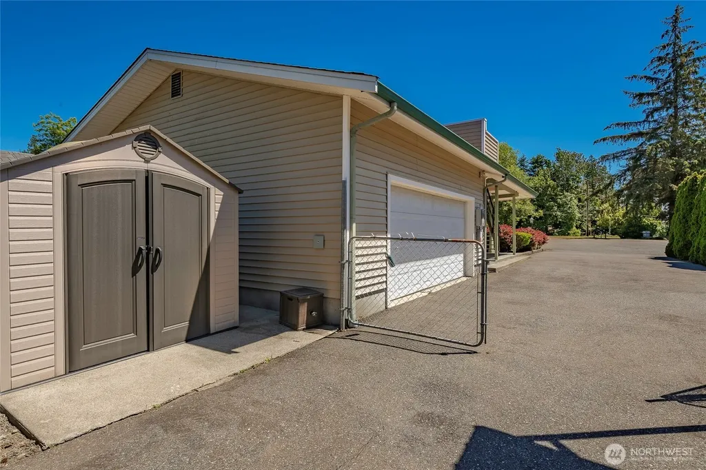 5276 Cherry Tree Lane Blaine WA 98230