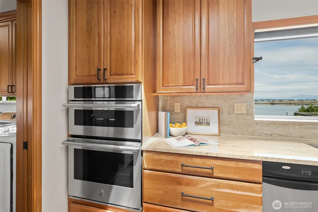 4115 Mitchell Drive Anacortes WA 98221