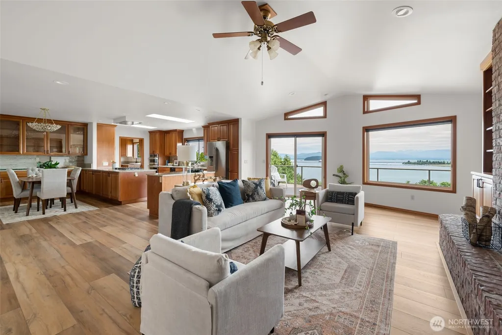 4115 Mitchell Drive Anacortes WA 98221