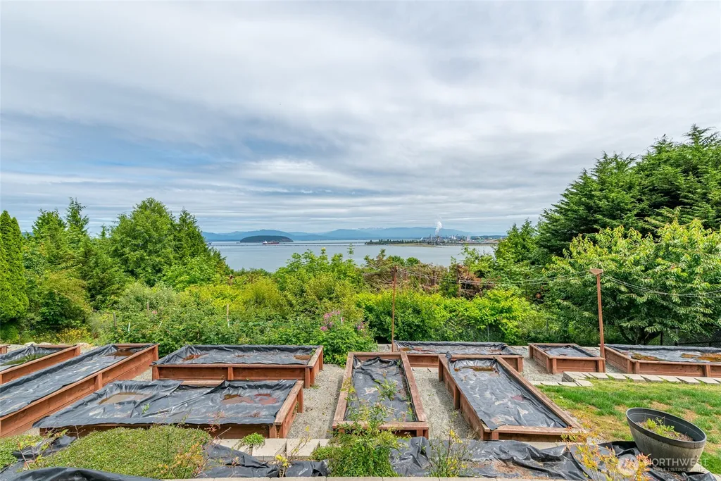 4115 Mitchell Drive Anacortes WA 98221