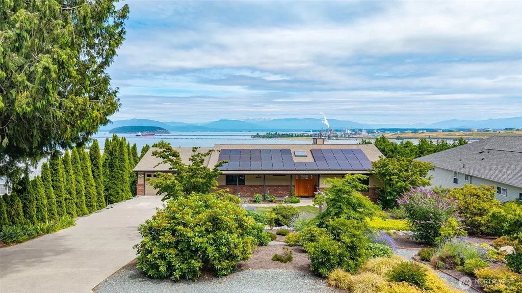 4115 Mitchell Drive Anacortes WA 98221