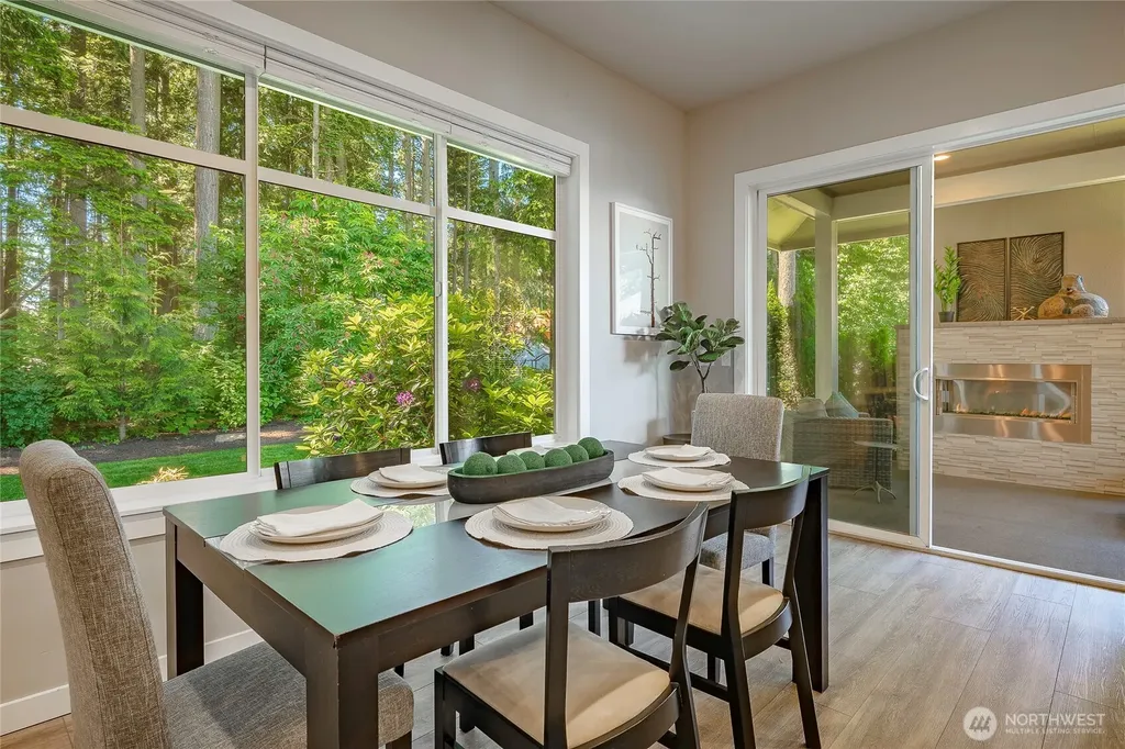 5475 Wood Duck Loop Blaine WA 98230