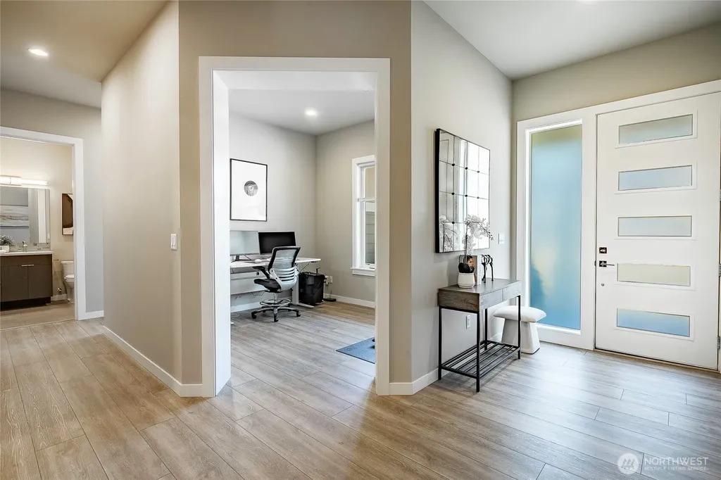 5475 Wood Duck Loop Blaine WA 98230