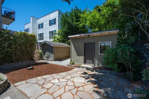 9515 Linden Avenue N Seattle WA 98103