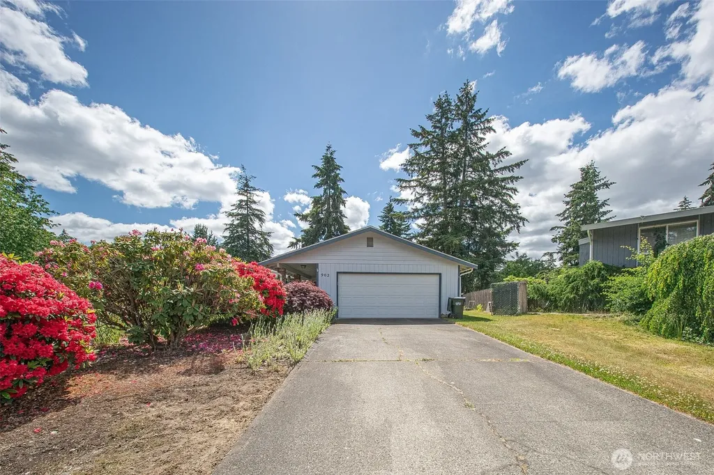 902 195th Street Ct E Spanaway WA 98387