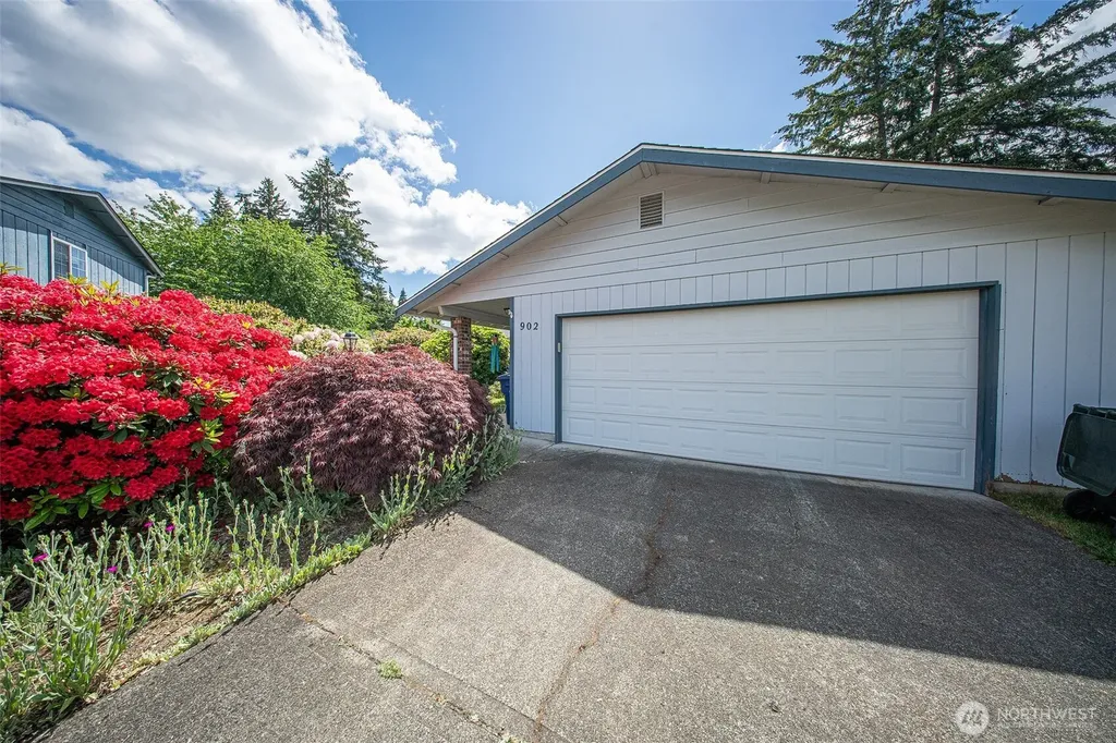 902 195th Street Ct E Spanaway WA 98387