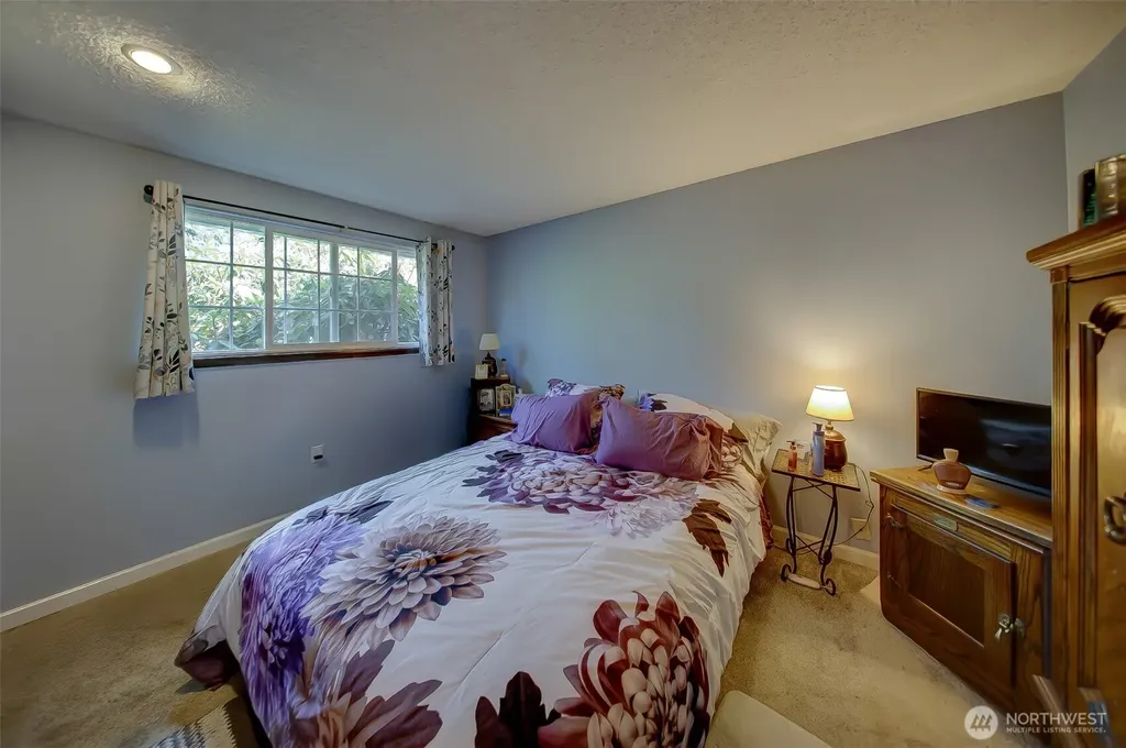 902 195th Street Ct E Spanaway WA 98387