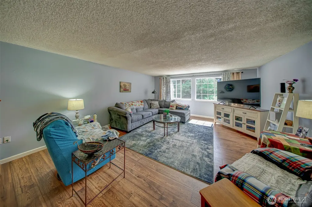 902 195th Street Ct E Spanaway WA 98387