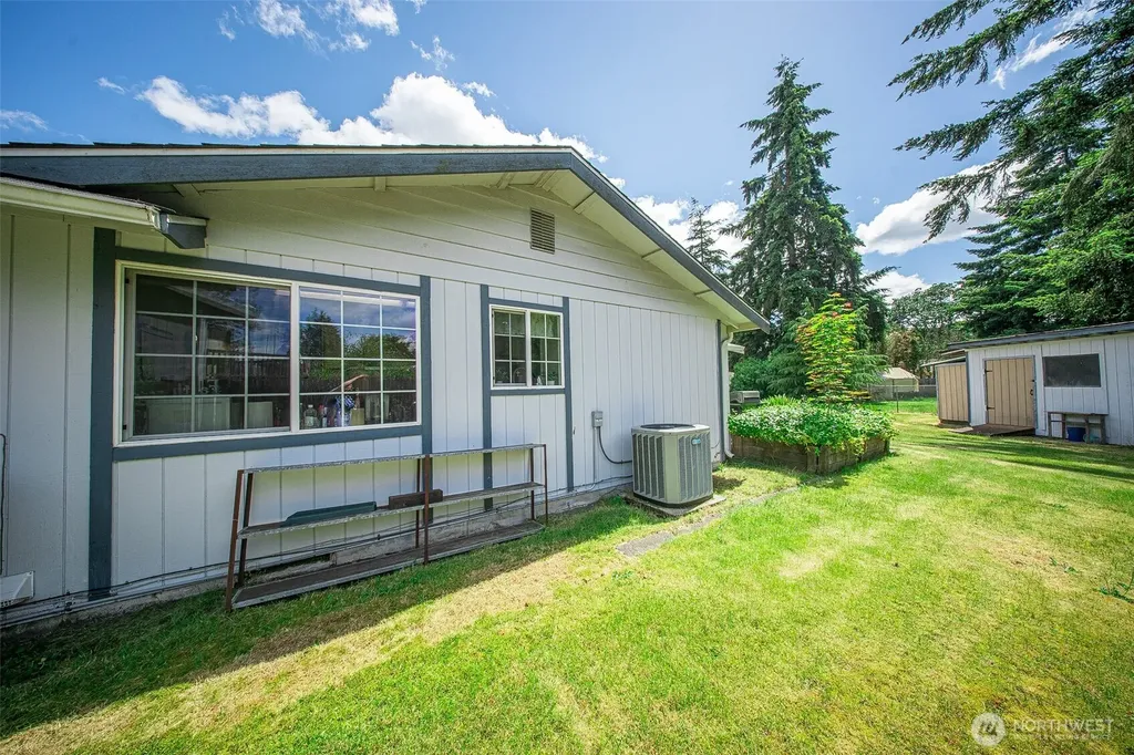 902 195th Street Ct E Spanaway WA 98387
