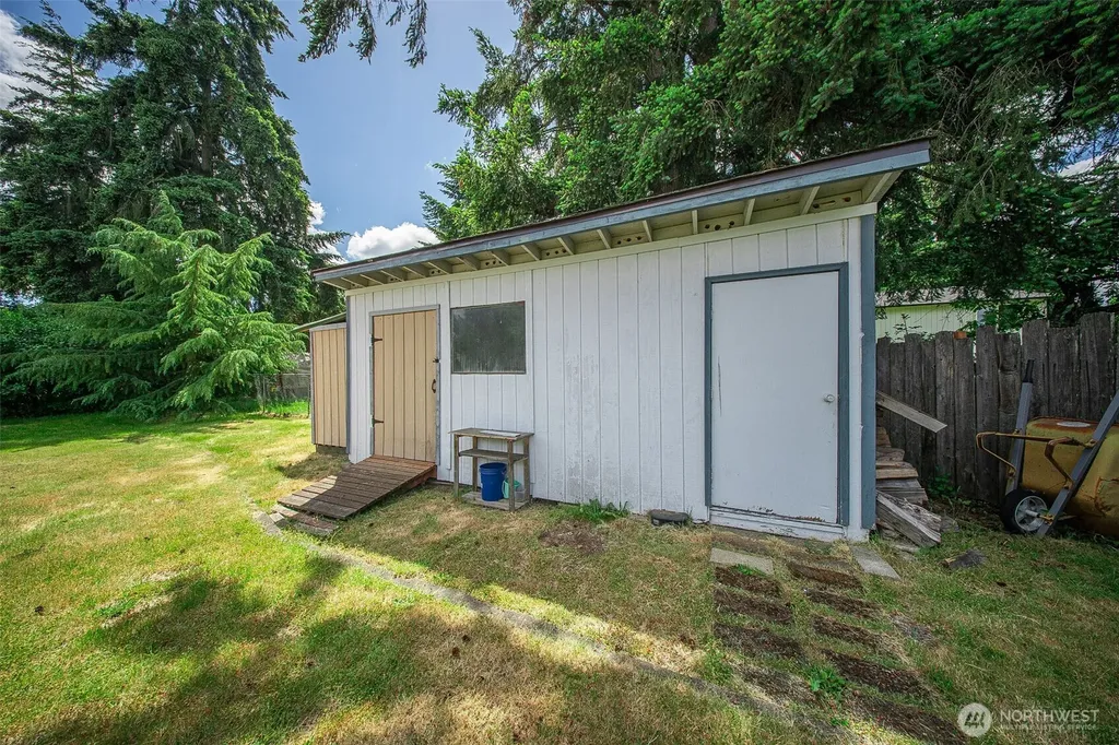 902 195th Street Ct E Spanaway WA 98387