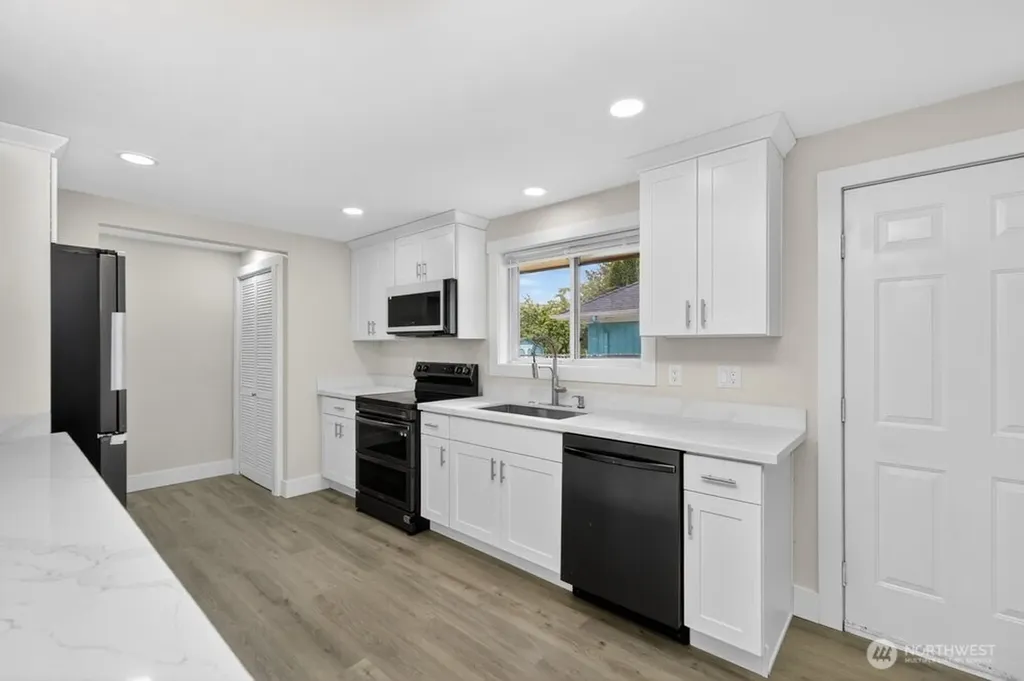 11622 4th Avenue W Everett WA 98204