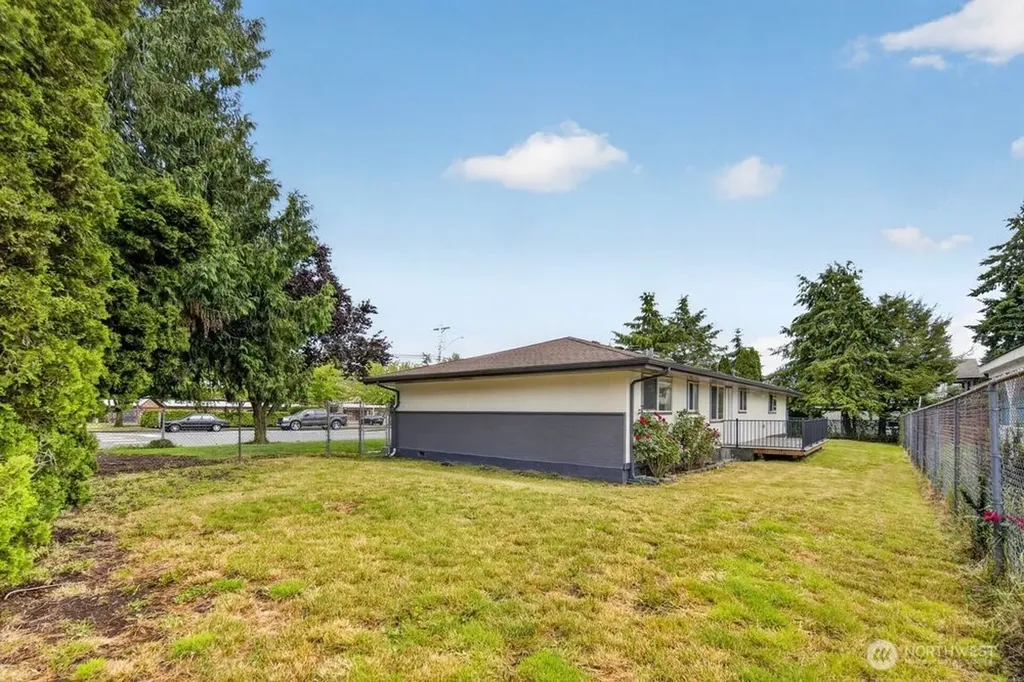 11622 4th Avenue W Everett WA 98204