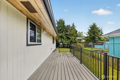 11622 4th Avenue W Everett WA 98204