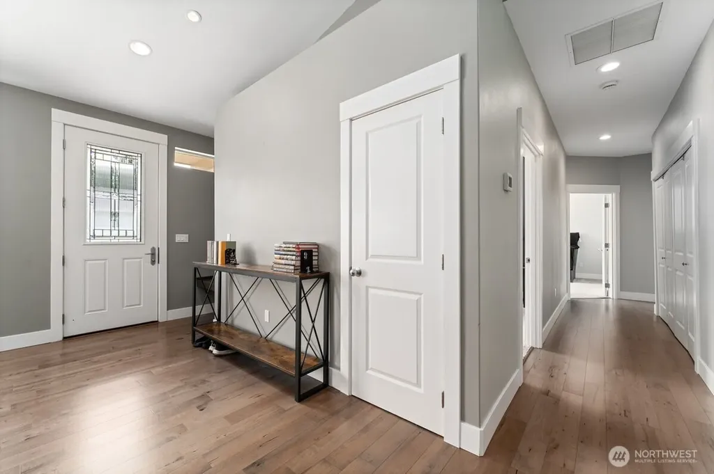 1020 Crest Loop Entiat WA 98822