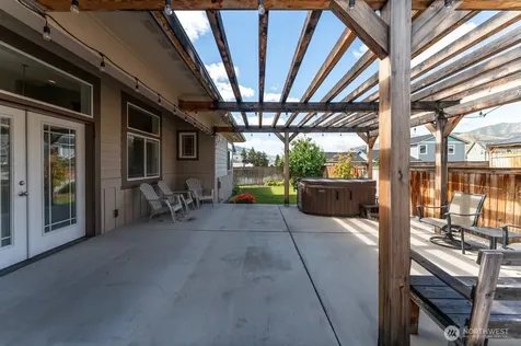 1020 Crest Loop Entiat WA 98822