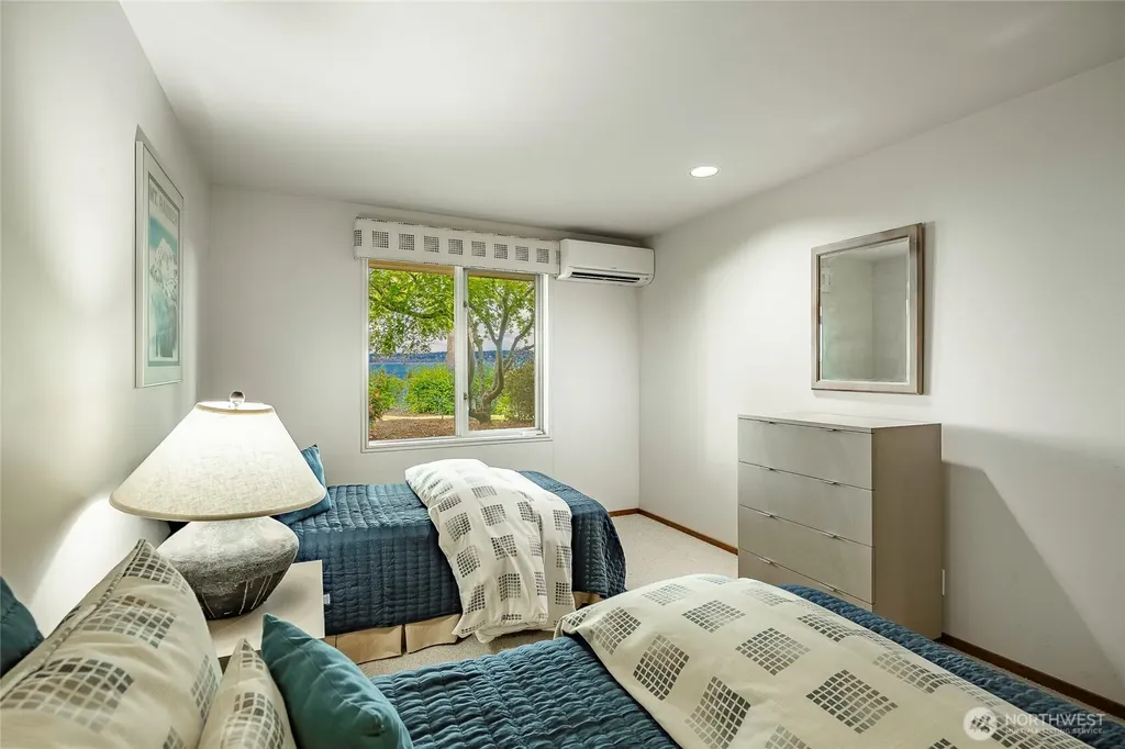 9157 Great Blue Heron Lane Blaine WA 98230