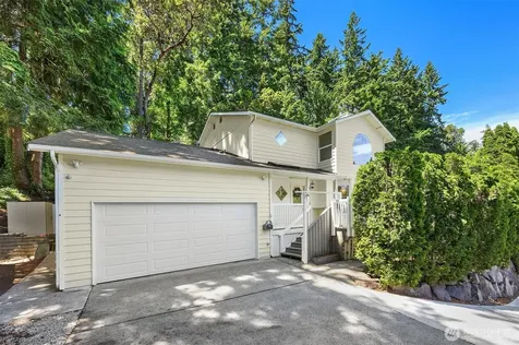23424 100th Avenue W Edmonds WA 98020