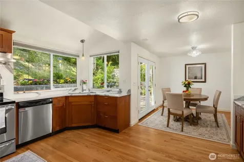 23424 100th Avenue W Edmonds WA 98020
