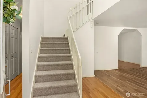 23424 100th Avenue W Edmonds WA 98020